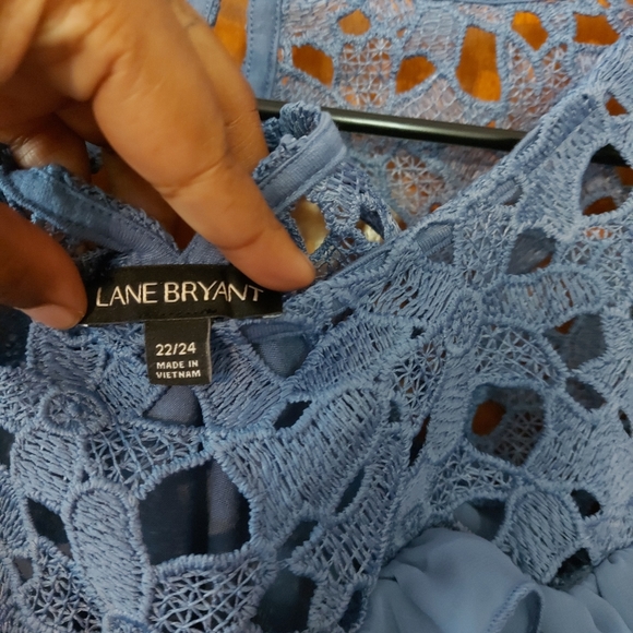 Beautiful design blouse - Picture 2 of 2